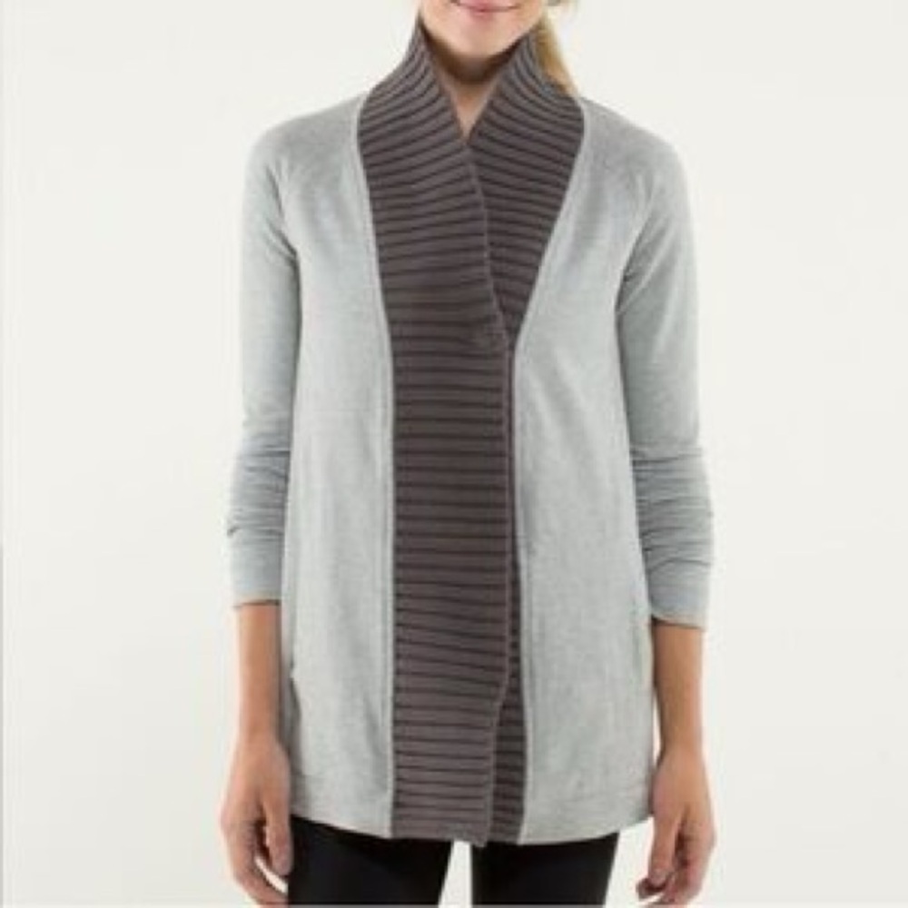 Lululemon Bliss Break Wrap size 2 Open Front Cardigan Sweater Light Gray Women